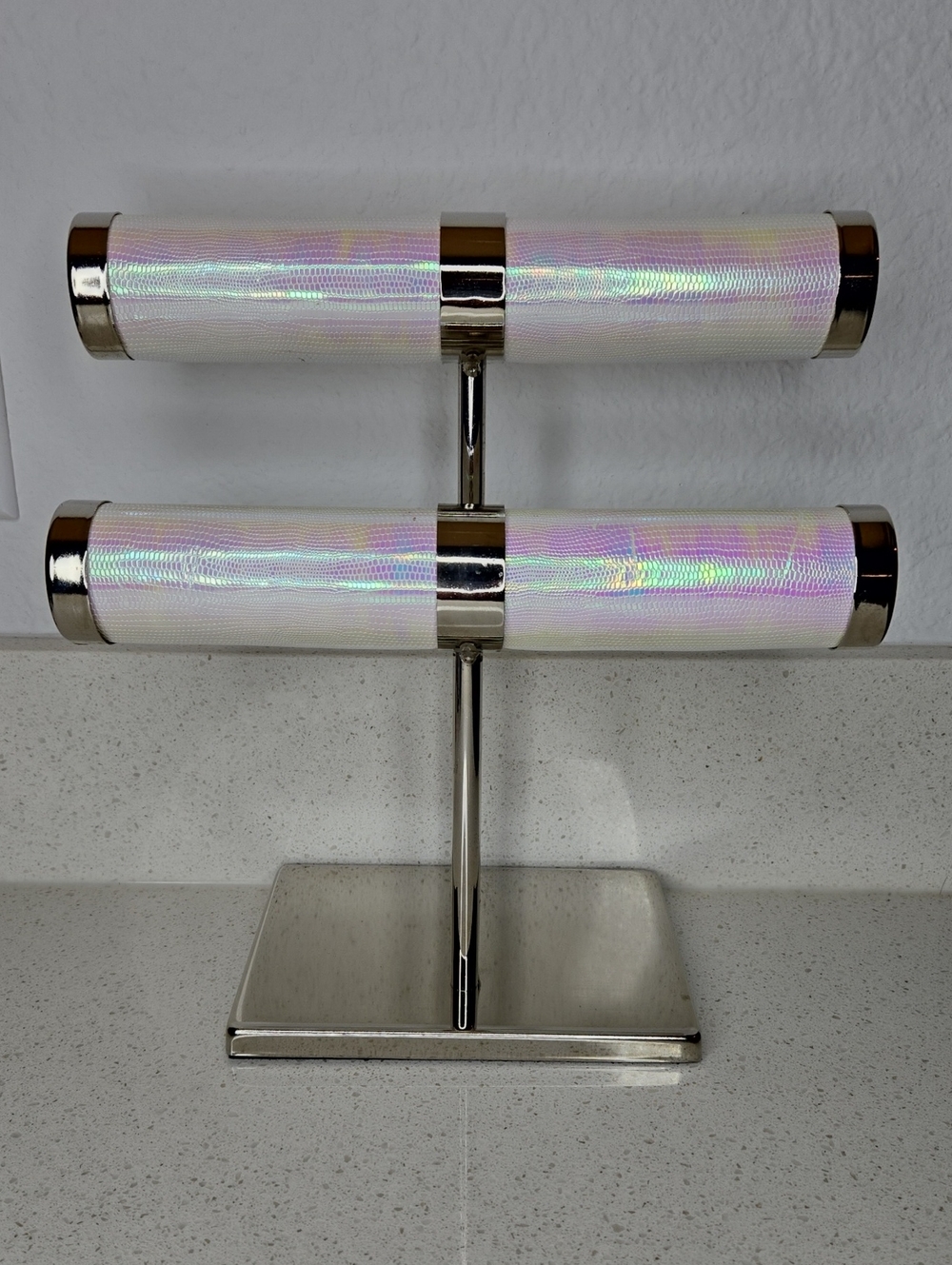 Tahari Home Jewerly Stand